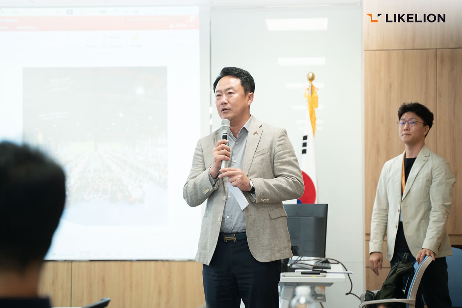 Ông Choi Bun-Do, Chủ tịch Hiệp hội Doanh nghiệp Hàn Quốc tại Việt Nam (Kocham) Ông Choi Bun-Do, Chủ tịch Hiệp hội Doanh nghiệp Hàn Quốc tại Việt Nam (Kocham)