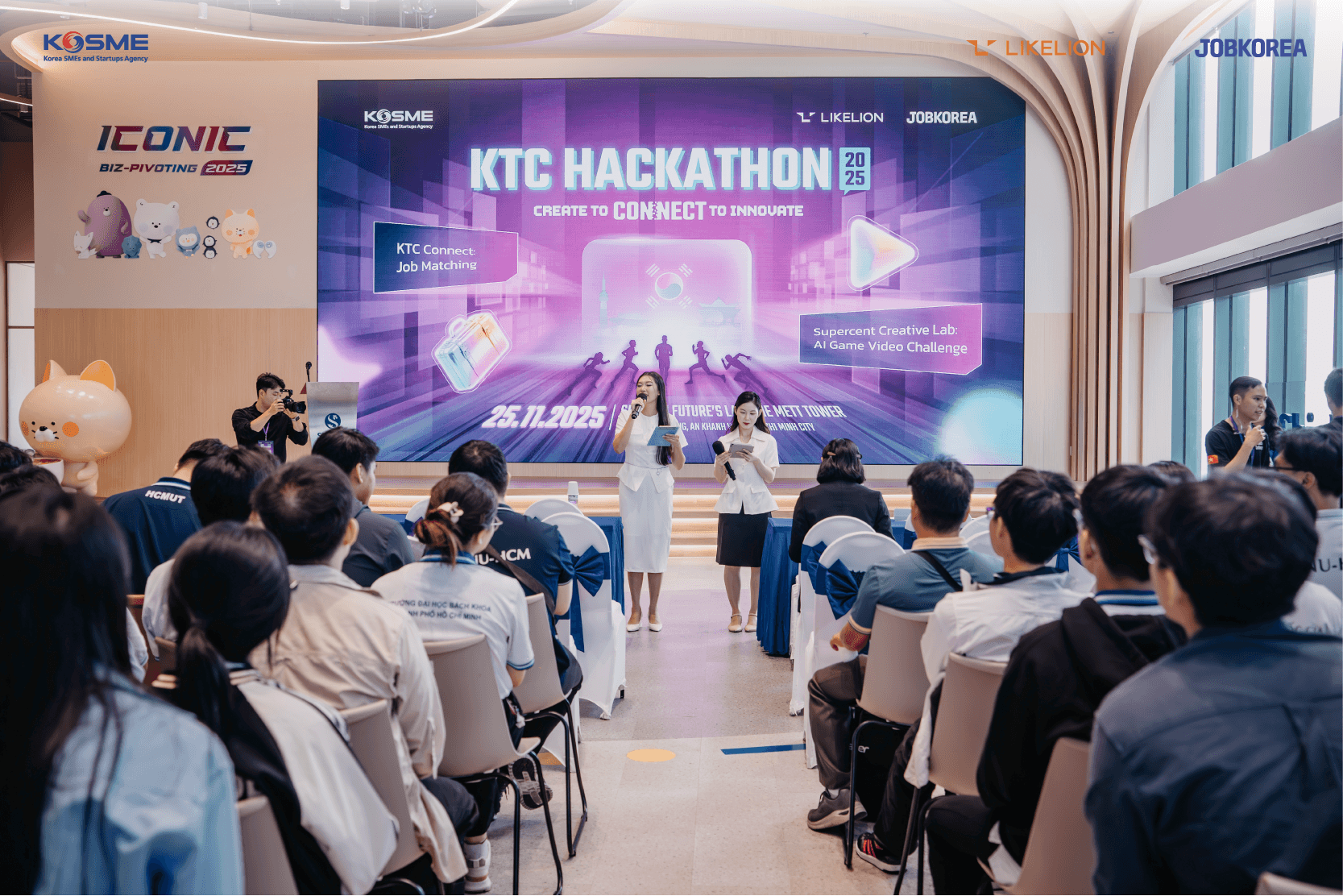 MC giới thiệu về sự kiện K-Tech College Hackathon 2025 MC giới thiệu về sự kiện K-Tech College Hackathon 2025